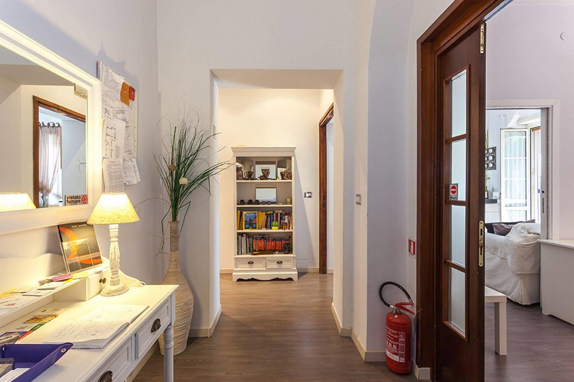 B&B Ai 2 Papi Rome Exterior photo